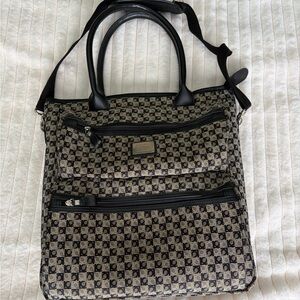 Liz Claiborne Elegant Black and Gray Travel Bag